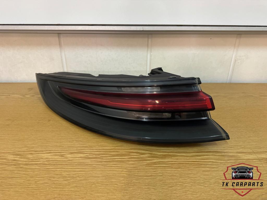 Porsche panamera 971 achterlicht links 973945091, Auto-onderdelen, Verlichting, Gebruikt, Porscheplatz 1
70435  Stuttgart, DE