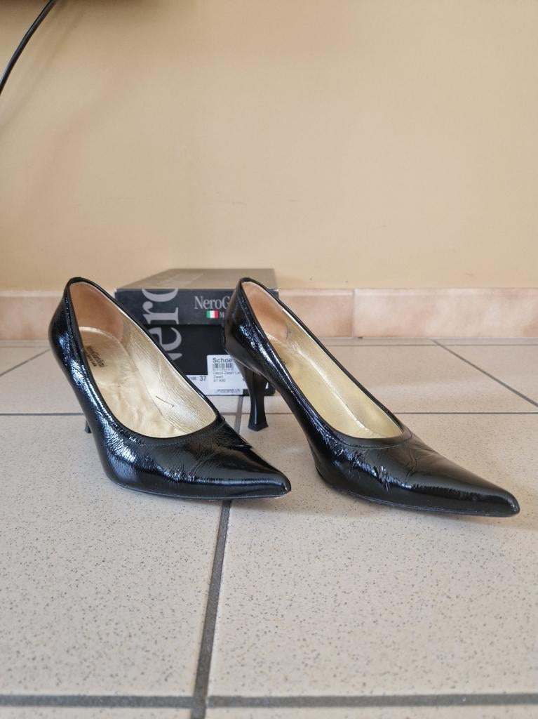 Stijlvolle NeroGiardini Pumps, Ophalen, Pumps, Zwart, Nero giardini