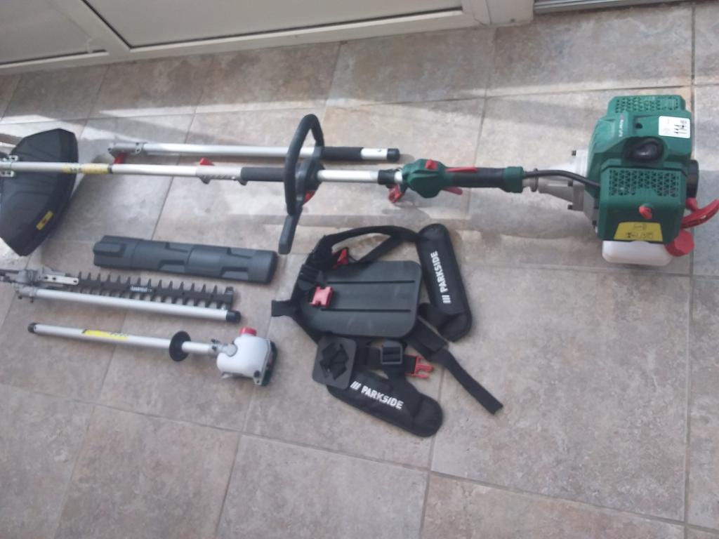 Benzine kantenmaaier, bosmaaier, heggenschaar, Tuin en Terras, Ophalen, Benzine