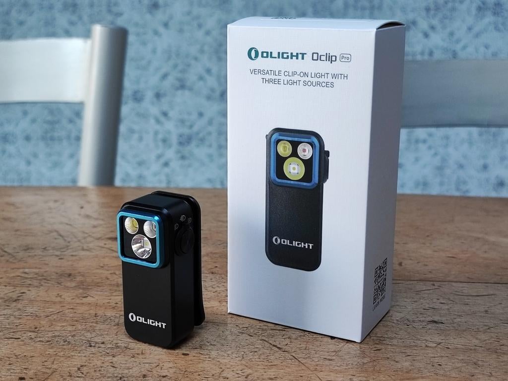 Olight Oclip Pro mini zaklamp. (Nieuw!), Caravans en Kamperen, Ophalen of Verzenden, Nieuw, Batterij