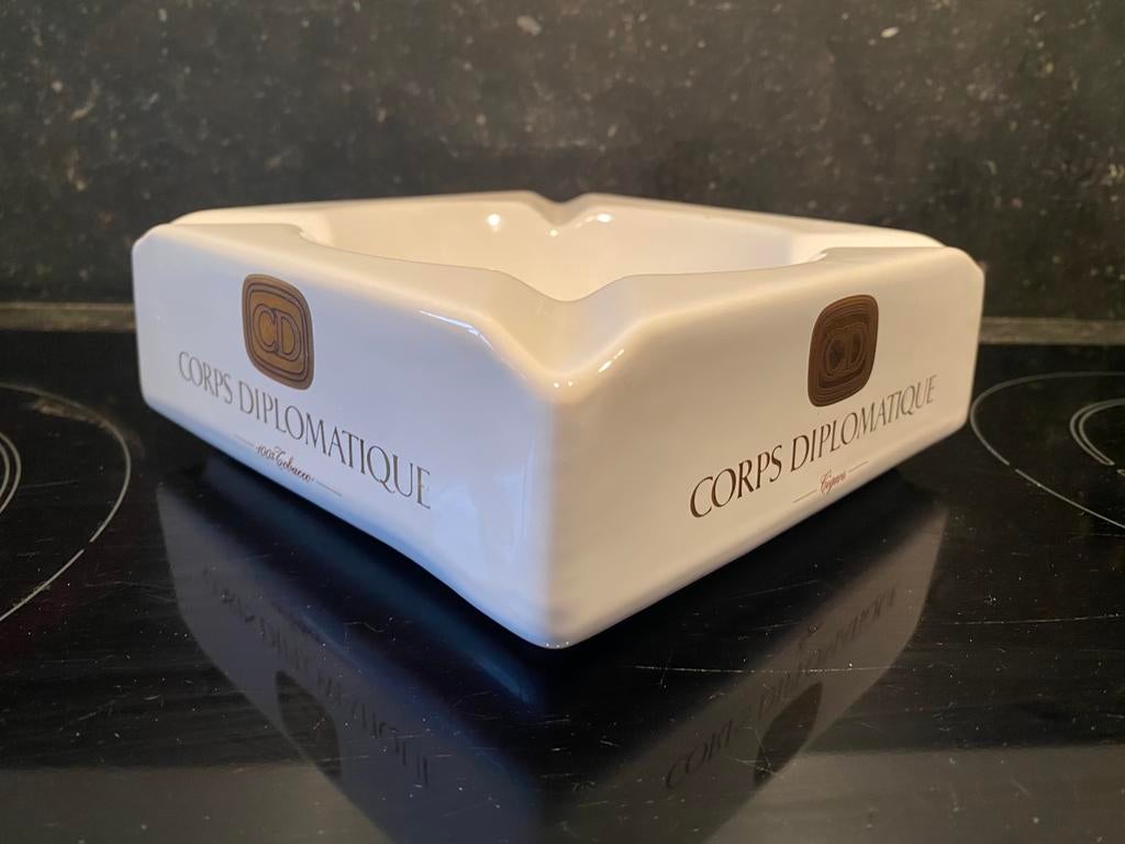 CD corps diplomatique asbak, Collections, Marques & Objets publicitaires, Enlèvement ou Envoi, Comme neuf, Autres types