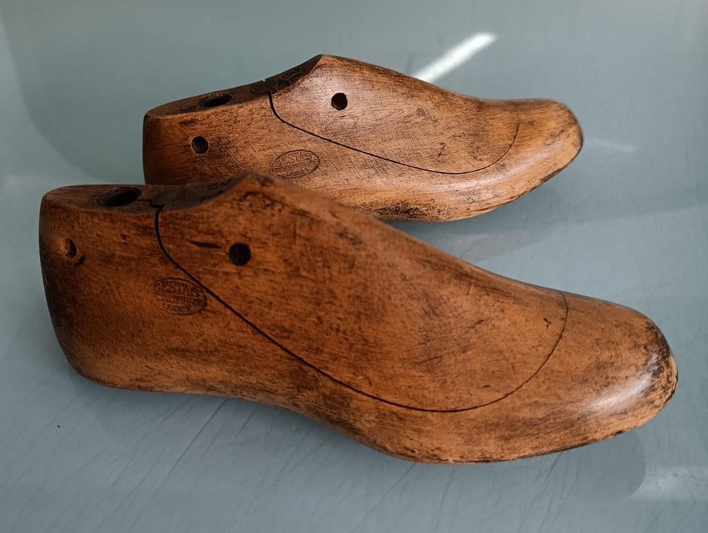 Moules/lattes à chaussures anciens en bois M 31, Antiquités & Art, Enlèvement ou Envoi