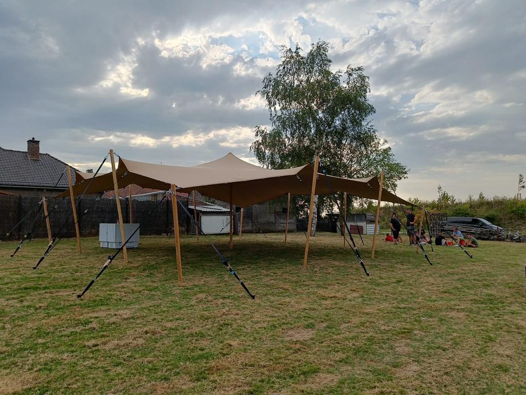 Stretchtent 10,5x10,5m, Tuin en Terras, Partytenten, Ophalen, Zo goed als nieuw, 8 meter of meer, 6 meter of meer