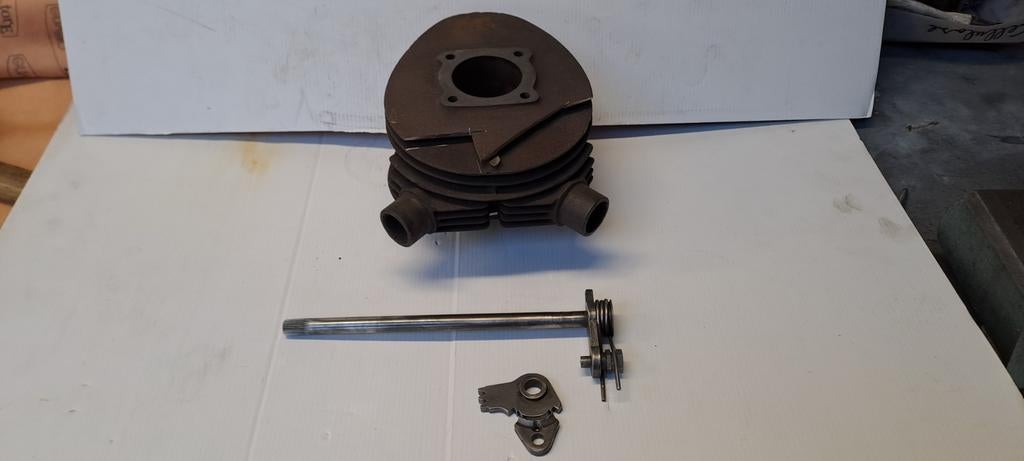 Pièces JLo 125 EF recherchées, Motos, Enlèvement ou Envoi