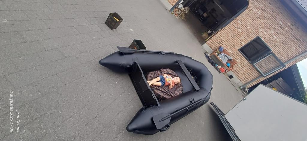 Bateau gonflable Oroline Commander 320 avec pont gonflable, Sports nautiques & Bateaux, Pêche à la ligne | Carpes, Comme neuf