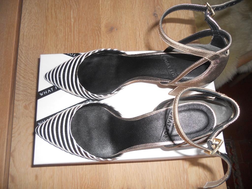 NIEUWE PUMPS INNO maat 38, Pumps, Wit, Nieuw, Ophalen of Verzenden