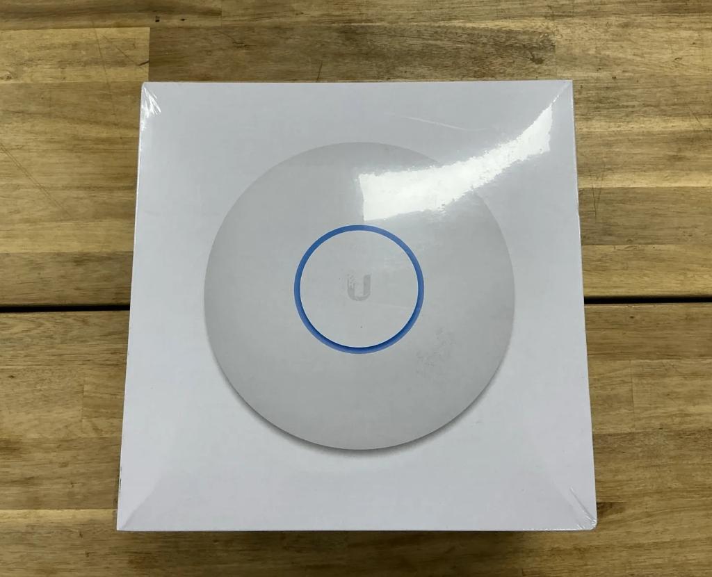 Nouveau - Point d'accès WiFi UniFi UAP-AC-HD, Enlèvement ou Envoi, Neuf, Ubiquiti