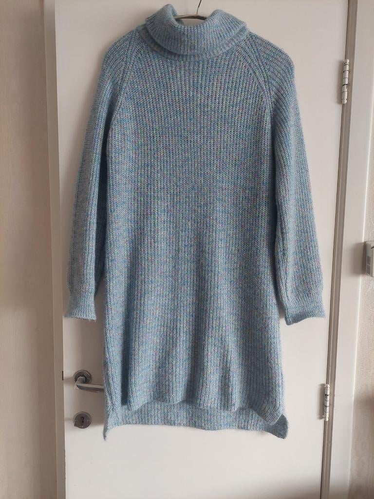 Robe en polyester  taille de 40 a 1 petit 46 prs5. Euros, Ophalen