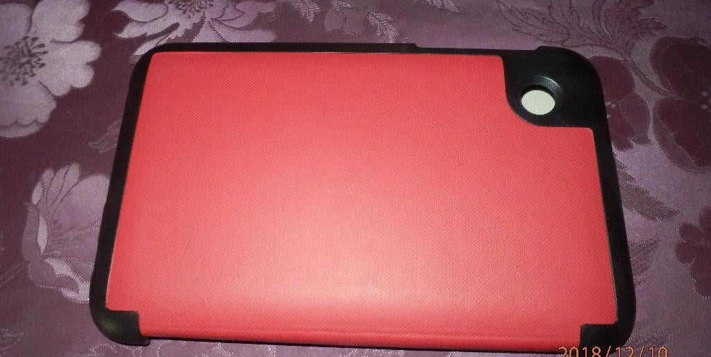 (23) -housse tablette rouge, Enlèvement ou Envoi, 11 pouces ou moins, Comme neuf