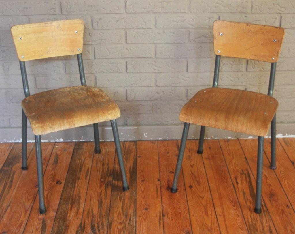 Twee Kinderstoeltjes / Schoolstoeltjes / Voor Kleuters / 60s, Ophalen of Verzenden, Gebruikt