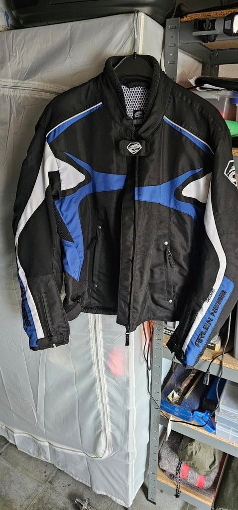 Veste de moto, Motoren, Ophalen