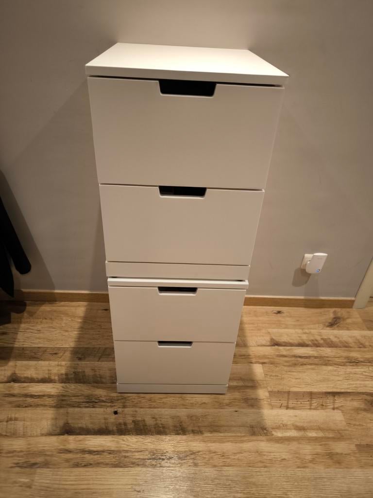 Nordli nachtkastje, Huis en Inrichting, Kasten | Kleerkasten, Ophalen