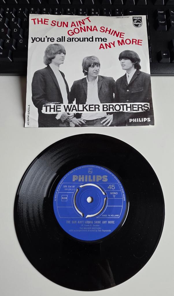 45 Ps The Walker Brothers " The sun ain't gonna shine " 1966, Cd's en Dvd's, Vinyl Singles, 7 inch, Single, Ophalen of Verzenden