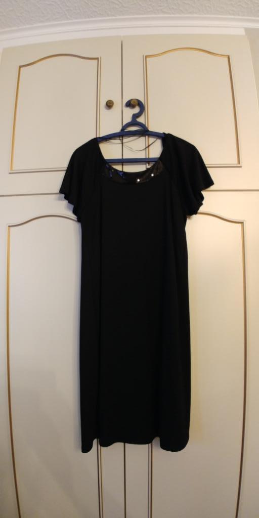 Zwart kleedje, glinsterende halslijn, maat L, merk e5 mode, Kleding | Dames, Jurken, Nieuw, Maat 42/44 (L), Zwart, Knielengte