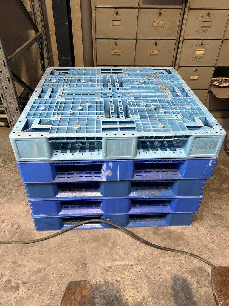 Kunststof pallet - PVC Pallet 110 cm x 110 cm, Ophalen, Zo goed als nieuw