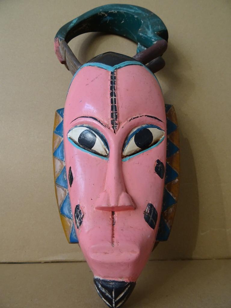 Masque africain Masque Baule Côte d'Ivoire avec grue 1970, Antiquités & Art, Enlèvement ou Envoi