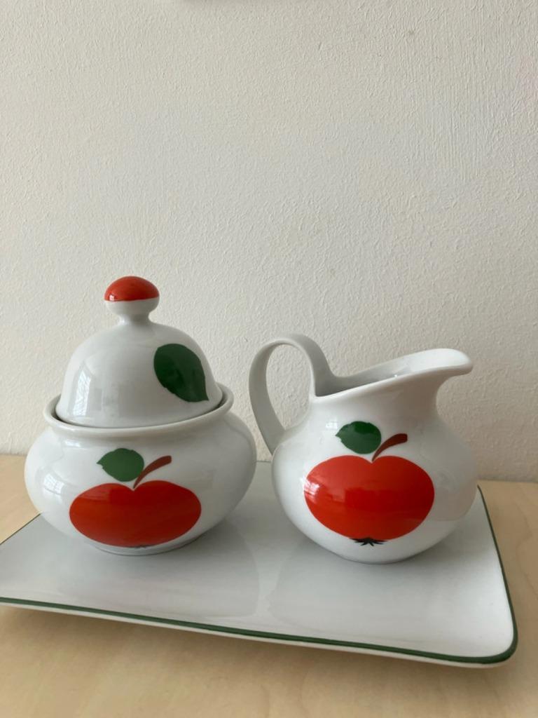 Seltmann Weiden Bavaria melkkan- suikerpot- onderbord appel, Antiek en Kunst, Ophalen of Verzenden