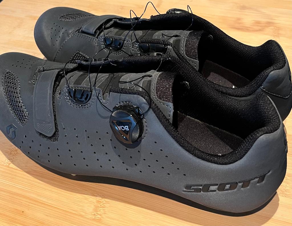 Chaussure de vélo SCOTT Road Comp BOA (taille 44), Enlèvement ou Envoi, Comme neuf, Gris, Autres types