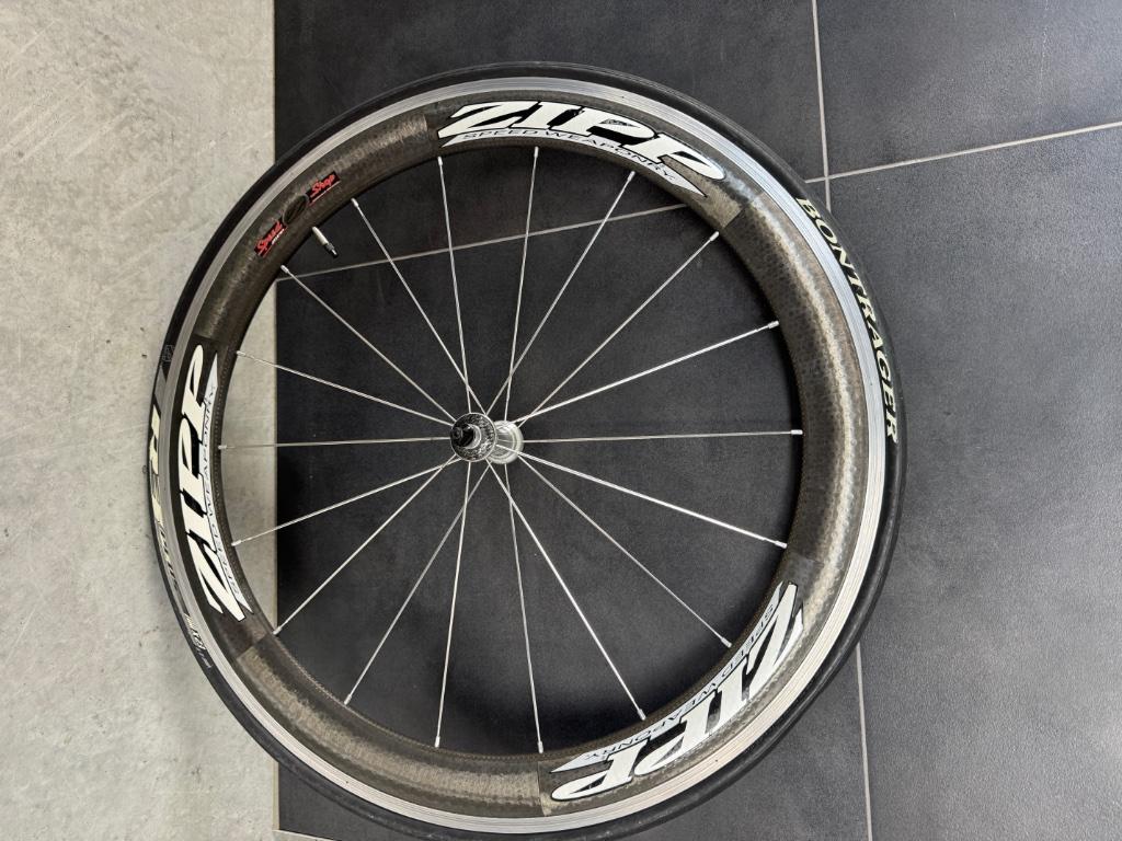 roue Zipp 404 avant, Vélos & Vélomoteurs, Zipp, Vélo de course, Comme neuf, Enlèvement