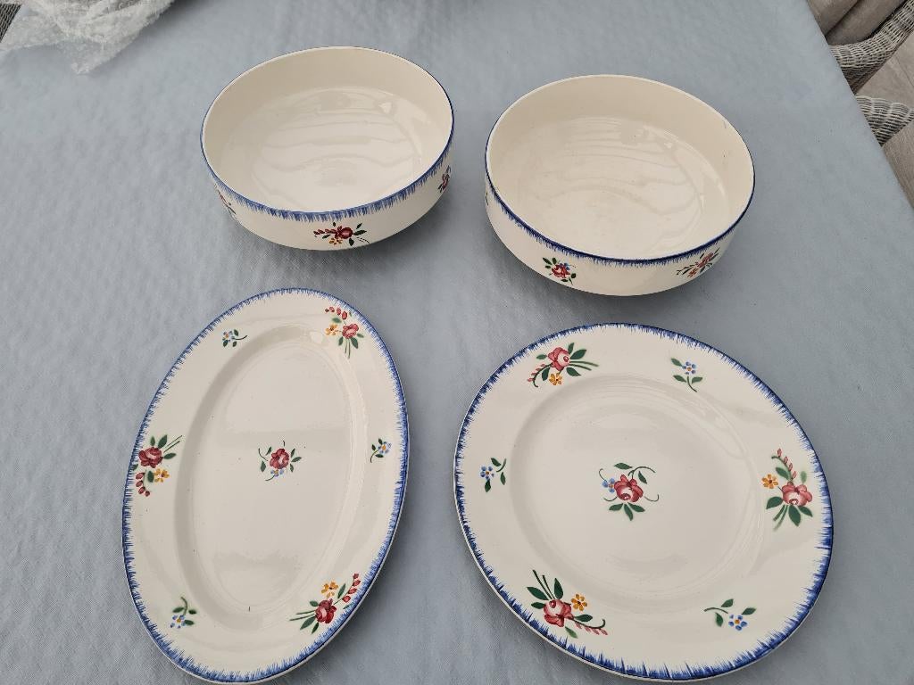 OUD Eetservice Digoin-Sarreguemines 41 stuks, Ophalen