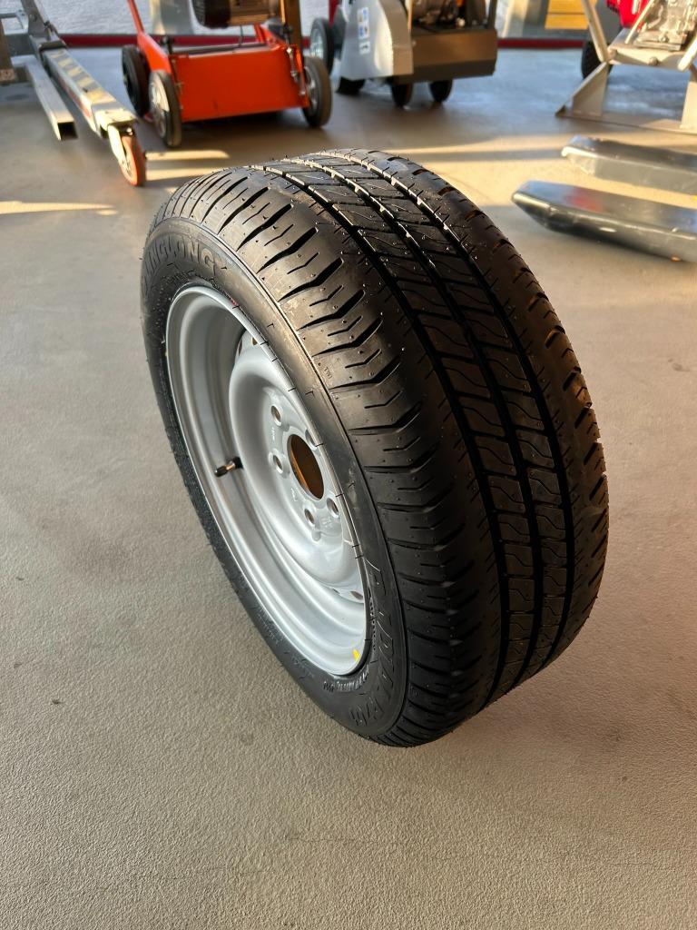 Aanhanger/aanhangwagen wiel compleet 195/50/R13 NIEUW, Auto diversen, Krikken, Nieuw, Ophalen