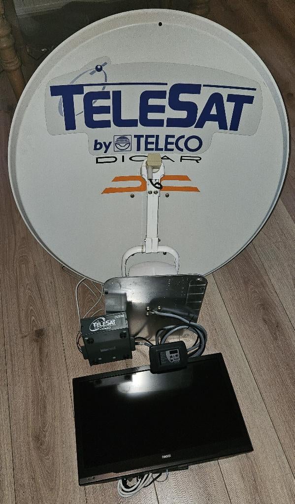 schotelantenne voor camper of caravan, Audio, Tv en Foto, Schotelantennes, Ophalen, Gebruikt, (Schotel)antenne, Overige merken