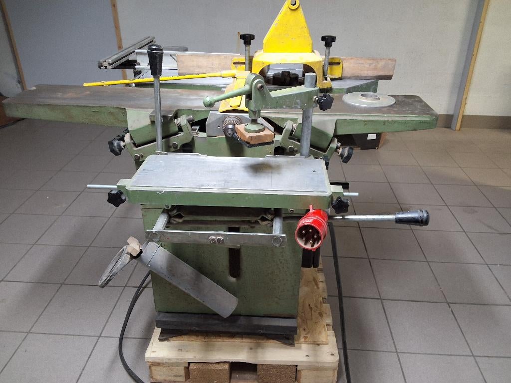 Houtcombine robland, Zakelijke goederen, Ophalen