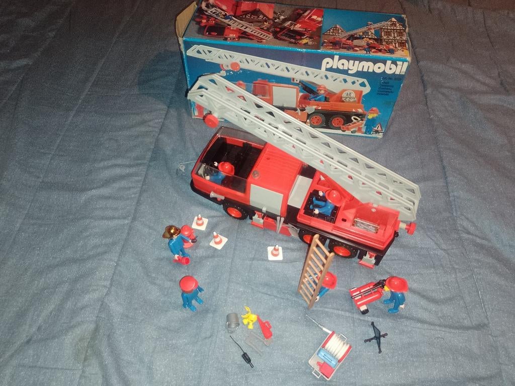 A vendre en playmobil camion de pompier n 3525 vintage, Enlèvement ou Envoi, Comme neuf