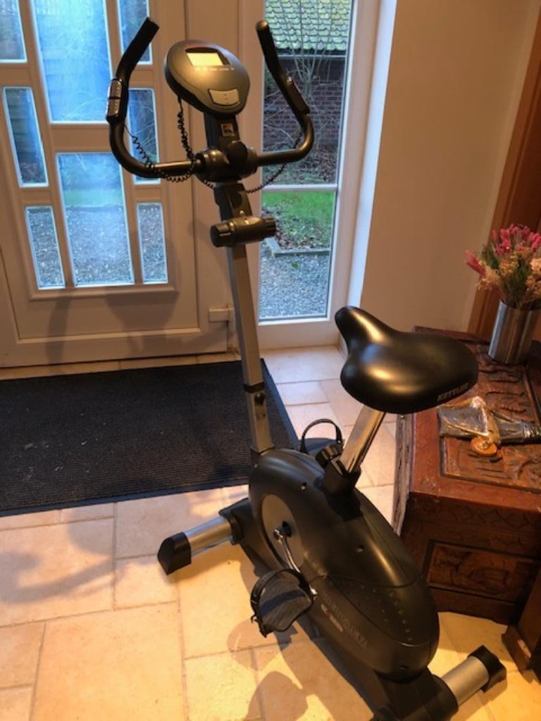 vélo d'appartement de qualité Kettler avec monitoring santé, Sports & Fitness, Appareils de fitness, Comme neuf, Enlèvement, Vélo d'appartement