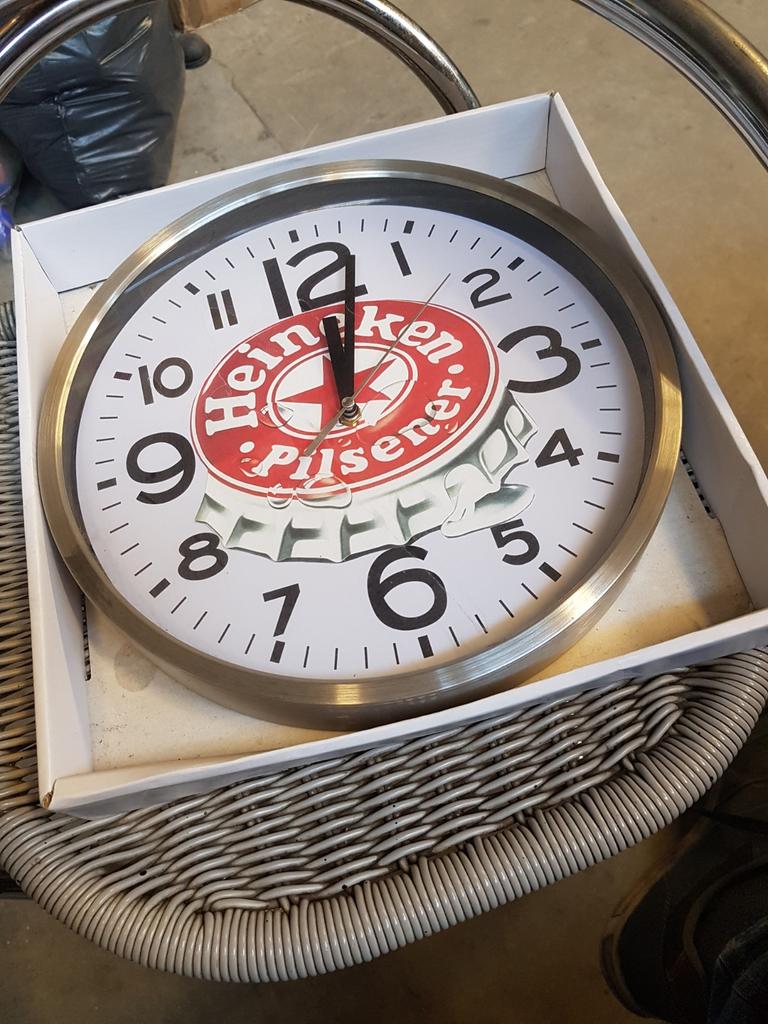 Horloge Heineken neuve dans sa boîte, Collections, Marques de bière, Enlèvement, Heineken