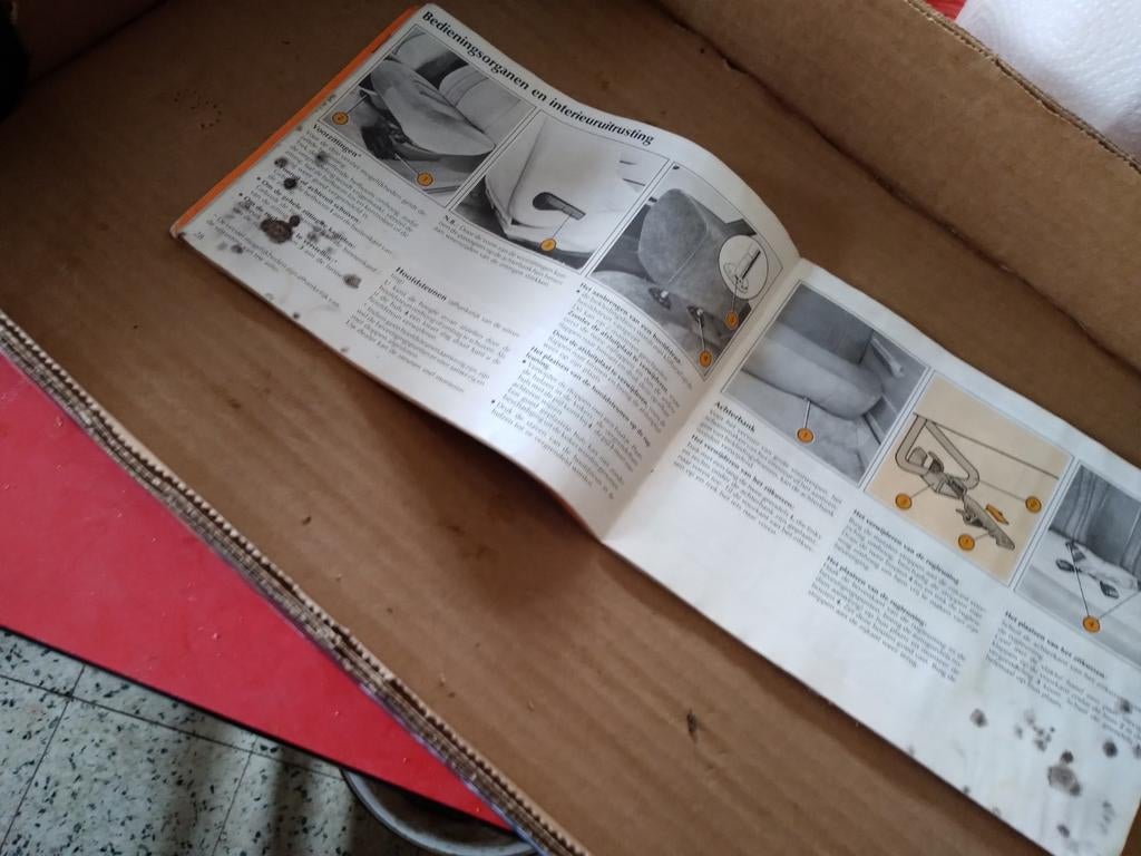 Nederlands talig instructie boekje Renault r9, Ophalen of Verzenden