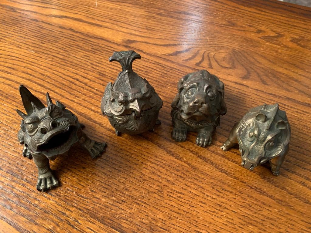 Set van vier antieke Chinese bronzen figuren, Ophalen, Zo goed als nieuw, Dier