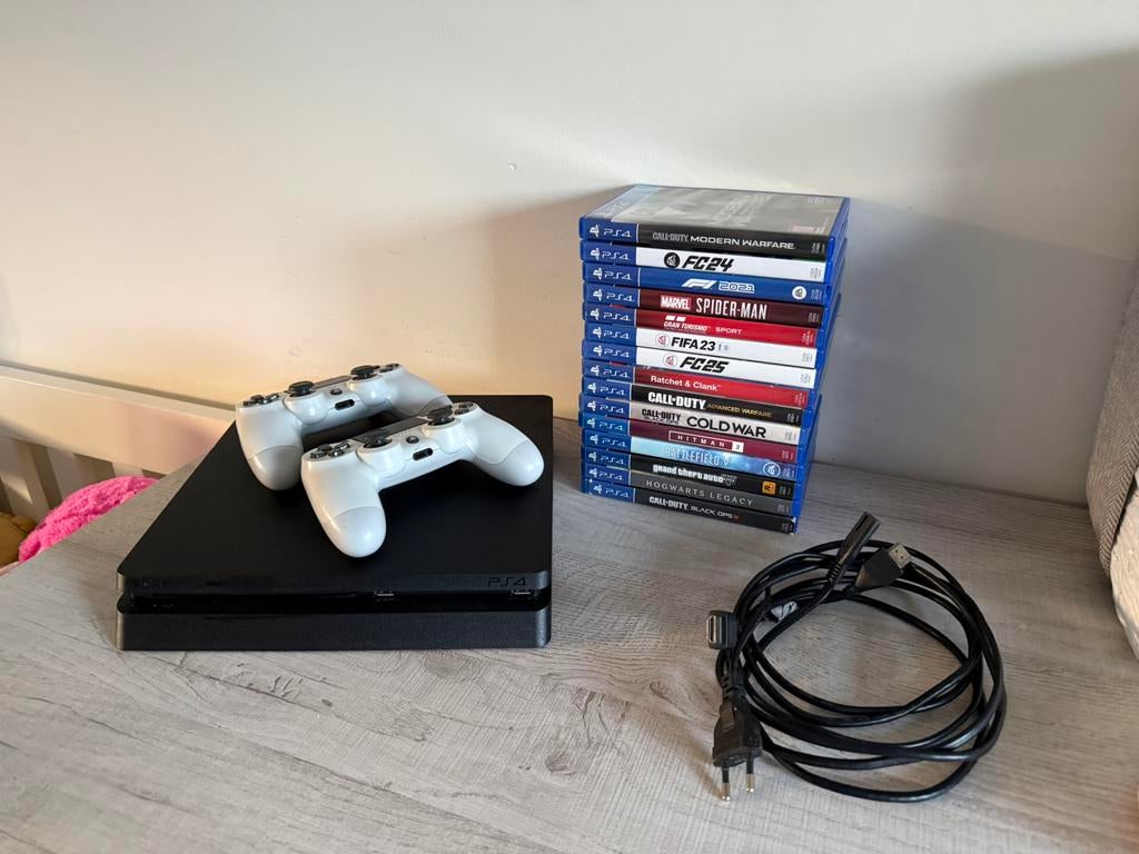 PlayStation 4 Slim – 500GB + 2 Controllers + 14 Games, Games en Spelcomputers, Spelcomputers | Sony PlayStation 4, Ophalen, Zo goed als nieuw