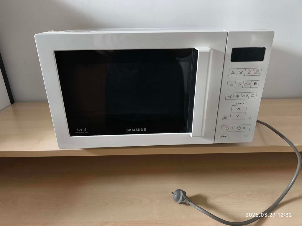 Samsung combi Microgolfoven, Elektronische apparatuur, Microgolfovens, Ophalen, Zo goed als nieuw, Grill, Microgolfoven