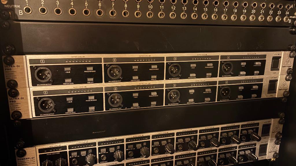 Behringer Ultra DI Pro 4000 x2, Ophalen of Verzenden, Zo goed als nieuw, Audio