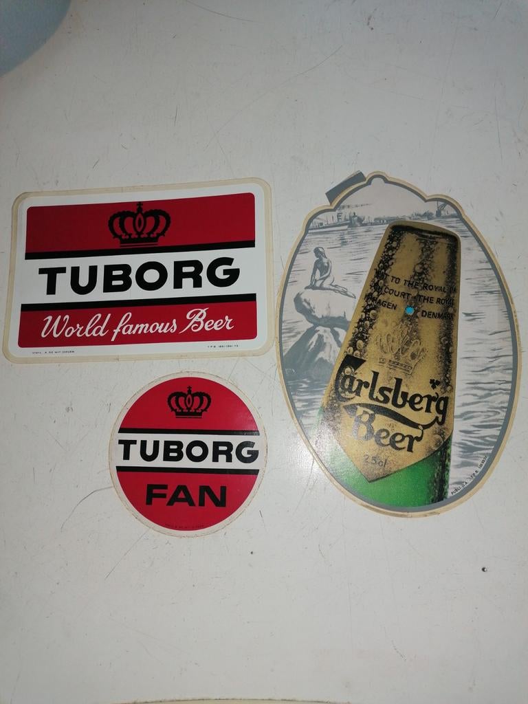 3 oude stickers tuborg, carlsberg, Verzamelen, Ophalen of Verzenden