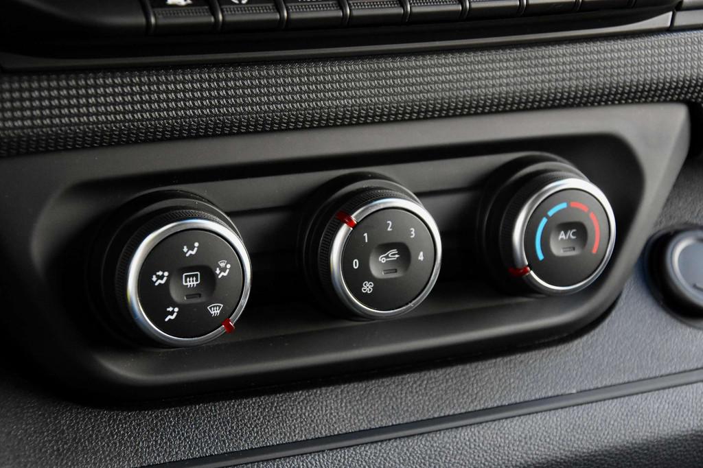 Renault Trafic 2.0 L2H2 Lichte vracht *DUBBELE CABINE*, Autos, Bluetooth, Achat, 6 portes, Entreprise