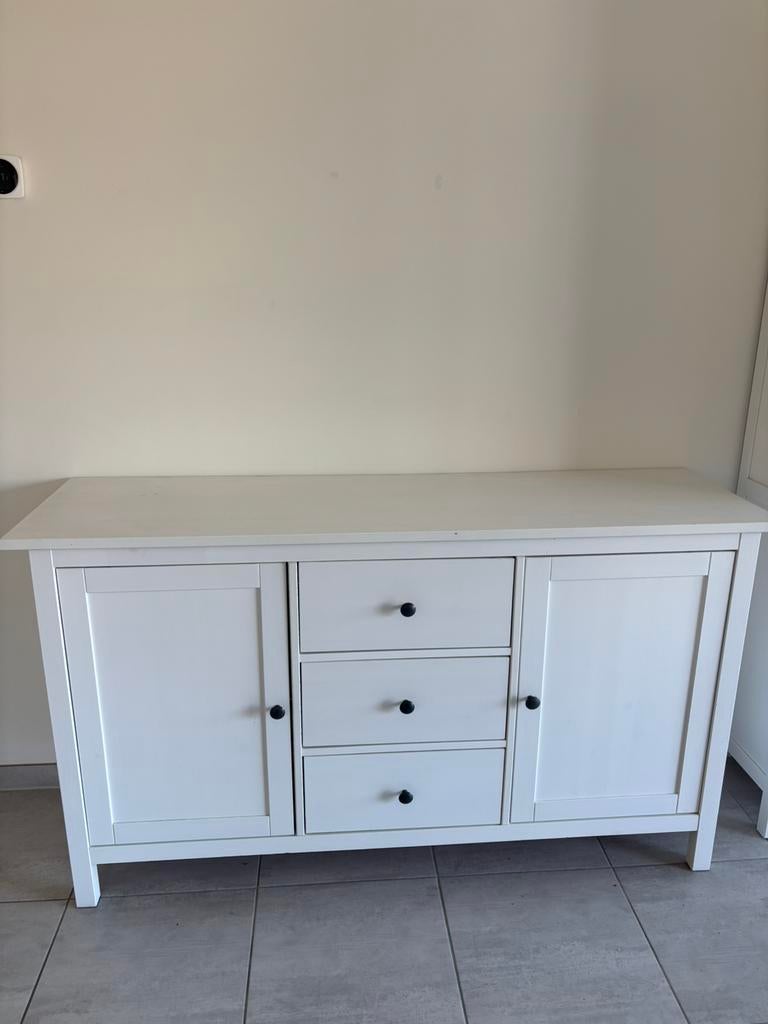 Kasten Ikea, Enlèvement, Utilisé