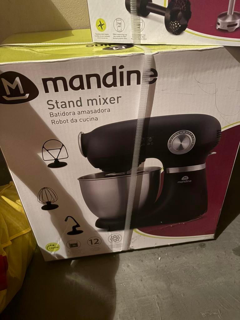 Robot de cuisine neuf, Neuf, Résiste au lave-vaisselle, Enlèvement, 3 à 4 litres