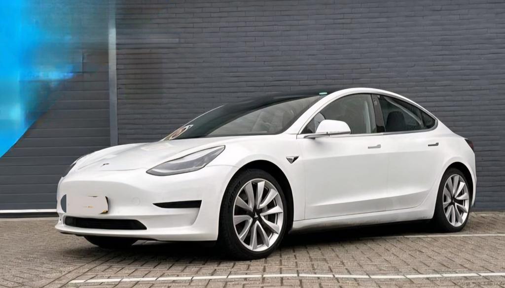 Tesla model 3 long Range AWD 75kwh, Auto's, Automaat, Wit, Elektrisch, Particulier