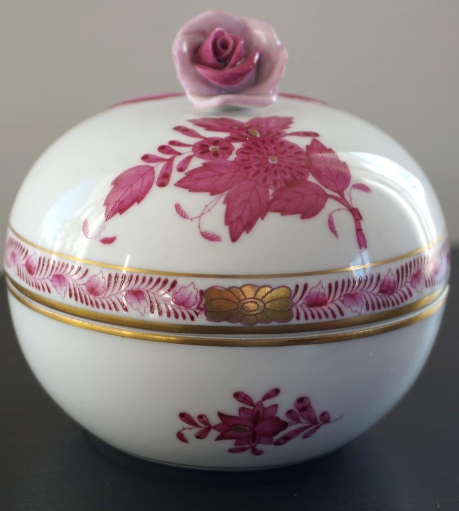 Porseleinen suikerpot met deksel van Herend, Antiek en Kunst, Ophalen of Verzenden