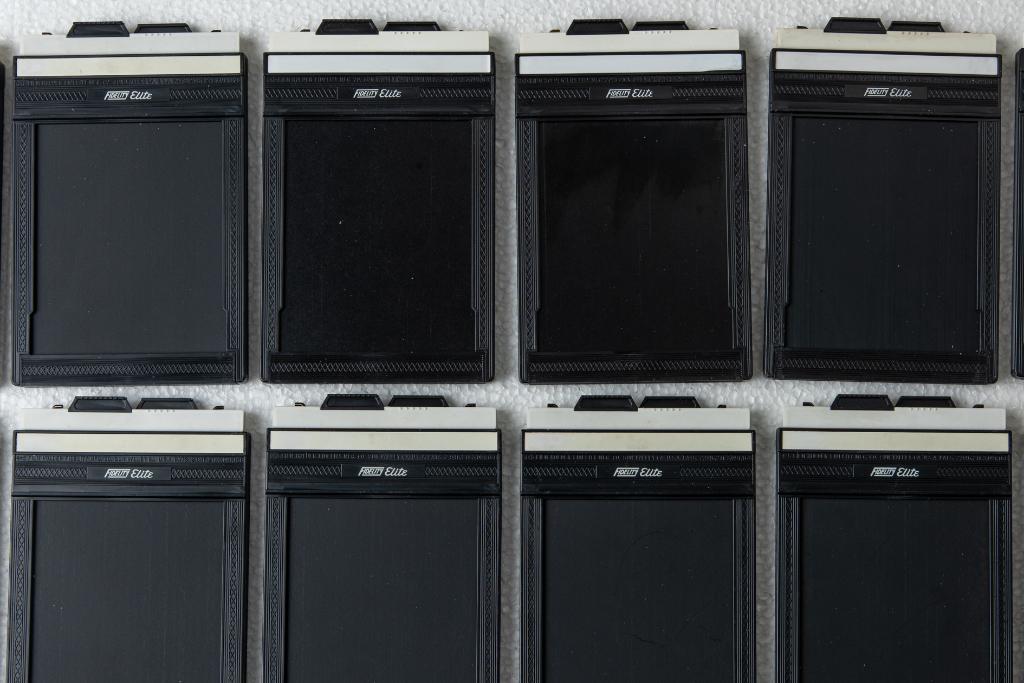 Cassette de film Fidelity Elite de 4 x 5 pieds comme neuve, TV, Hi-fi & Vidéo, Appareils photo analogiques, Enlèvement ou Envoi