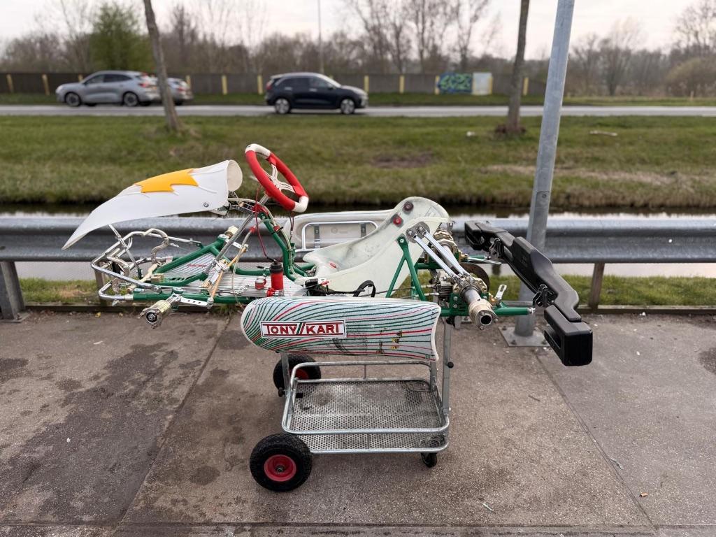 Tony kart 401T, Sport en Fitness, Karting, Ophalen, Zo goed als nieuw, Kart