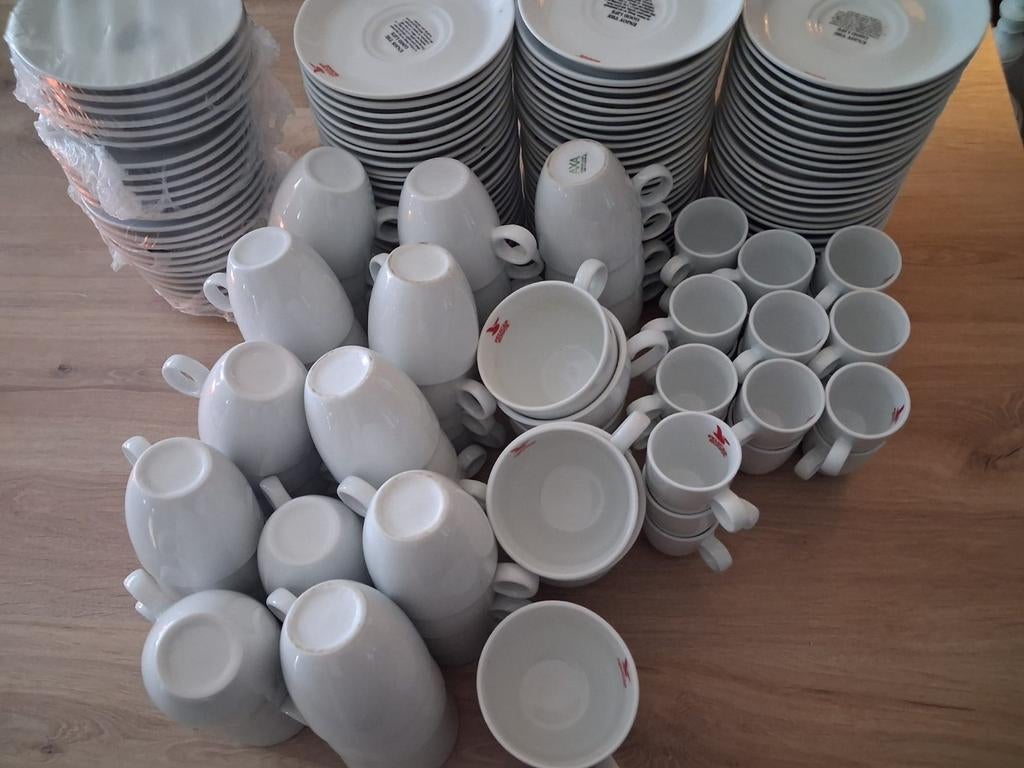 Pelican rouge hele set, Ophalen