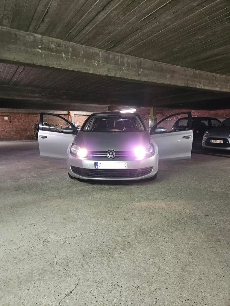 Volkswagen golf 6 1.6 TDI, Auto's, Voorwielaandrijving, Euro 5, Stof, Zwart