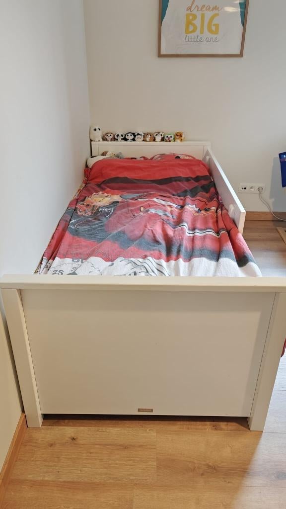 1pers bed merk Bopita incl matras en grote schuiven, Kinderen en Baby's, Ophalen, Zo goed als nieuw, Matras
