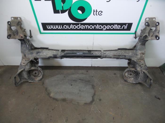 Arbre entraînement roue avant d'un Citroen Berlingo (Berlin, -, 3 mois de garantie, Utilisé, -