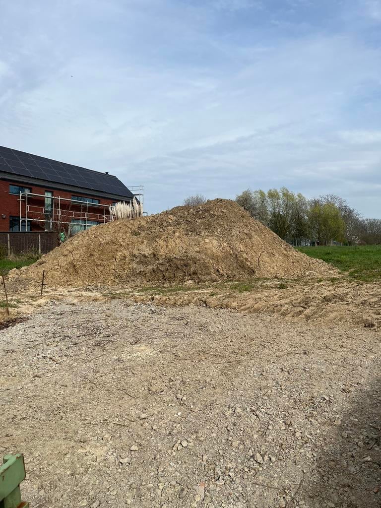 Terre, Tuin en Terras, Aarde en Mest, Ophalen