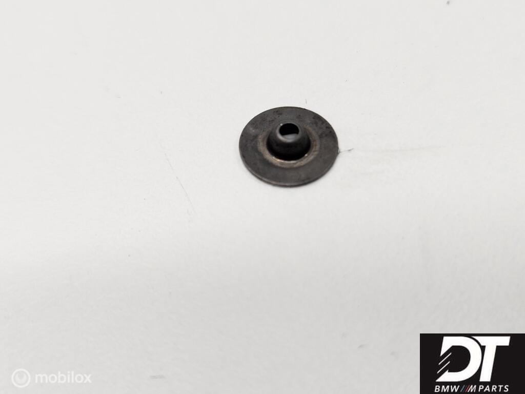 Vanos olie pomp veer zitting BMW S54 S62 S50B32, Auto-onderdelen, Motor en Toebehoren, Gebruikt, Ophalen of Verzenden