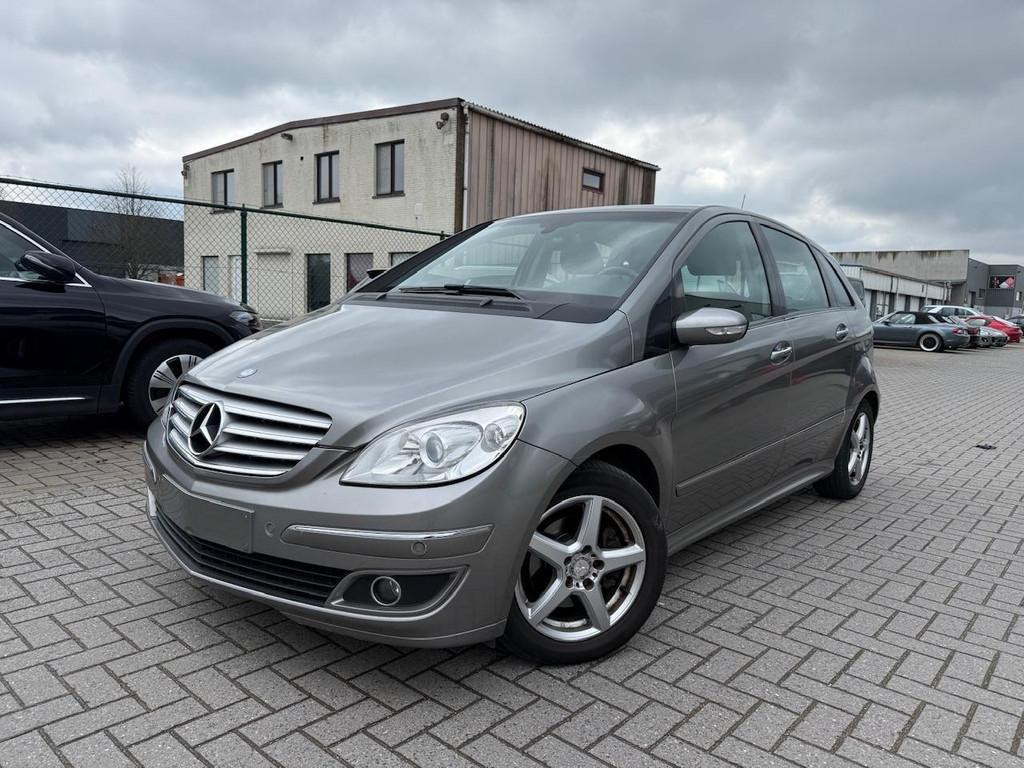 Mercedes B-klasse 200 CDI AUTOMAAT ONLY EXPORT, Auto's, Mercedes-Benz, Monovolume, Gebruikt, 1370 kg, 4 cilinders